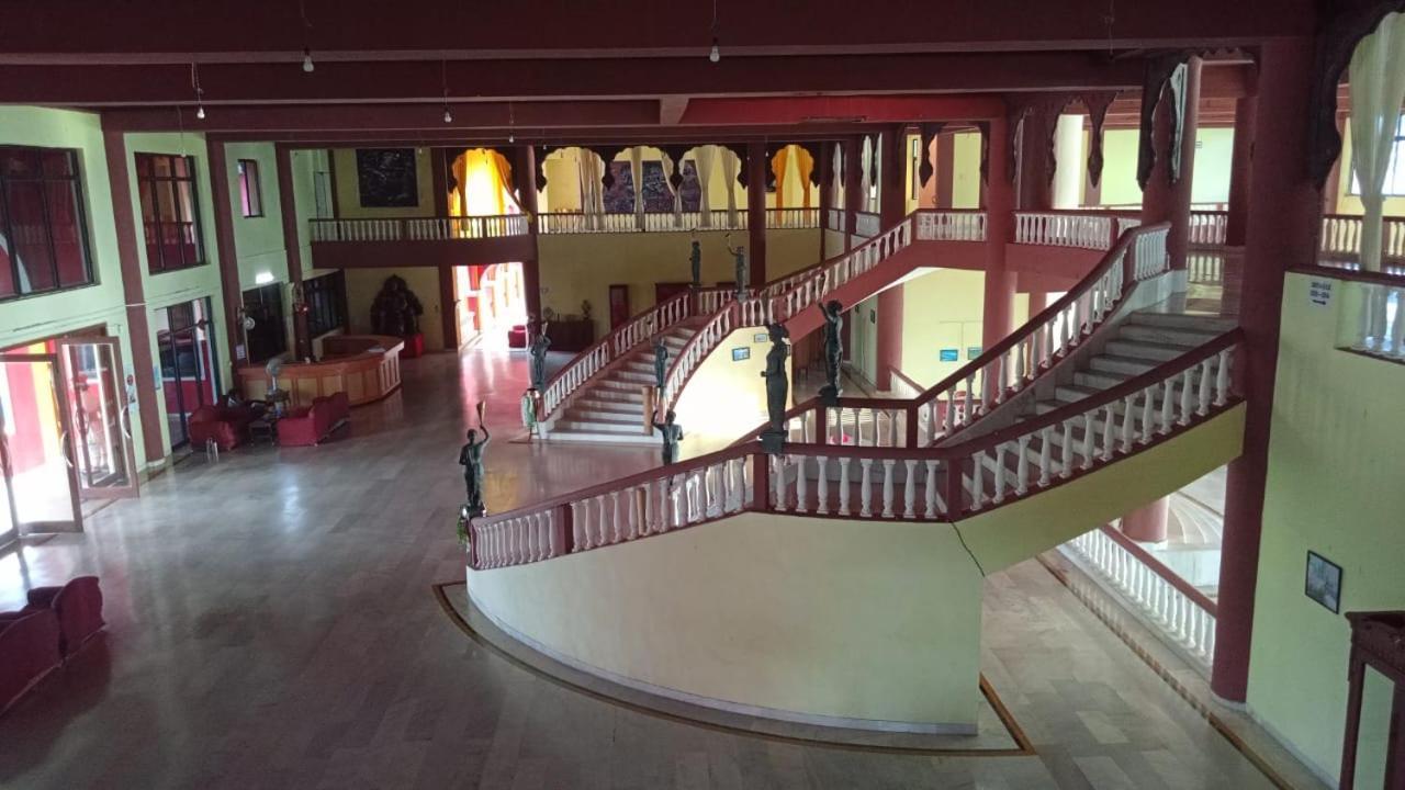Shiv Sagar Palace,Ganpatipule Bagian luar foto